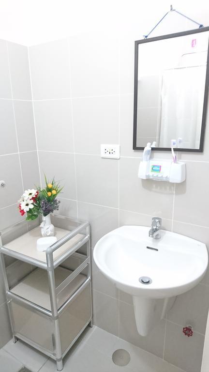 Salvador @ Mezza 2 Smdc Residences Manila Bagian luar foto